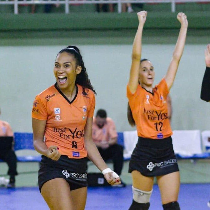 Vôlei Vinhedo vence Sesi Bauru e está na semifinal da Superliga B
