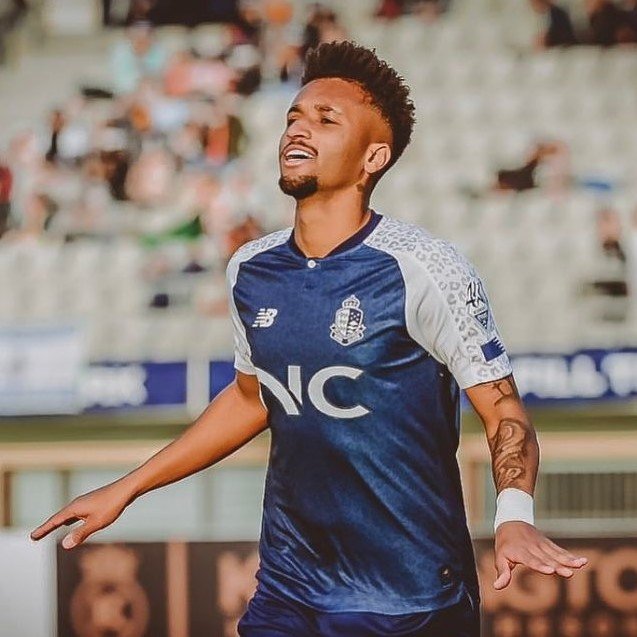 Vinhedense já jogou no Santos e hoje integra time da Coreia do Sul